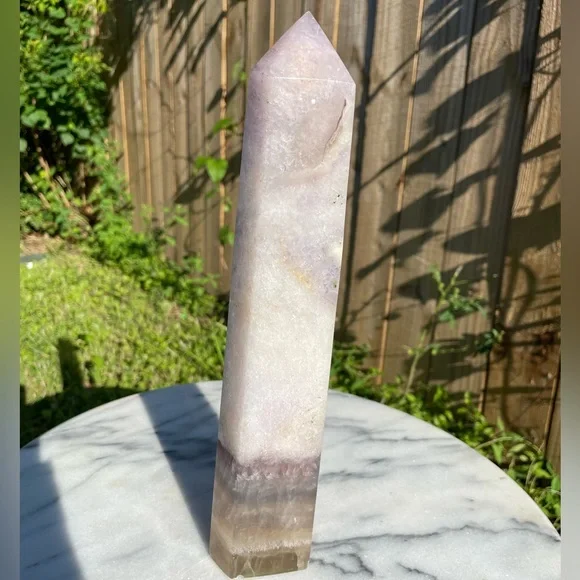 Fluorite Tower - Picture 1 of 4